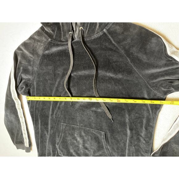 Jessica Simpson Women's Y2K Retro Kidcore Velvet Whimsygoth Hoodie Black L - Picture 10 of 10